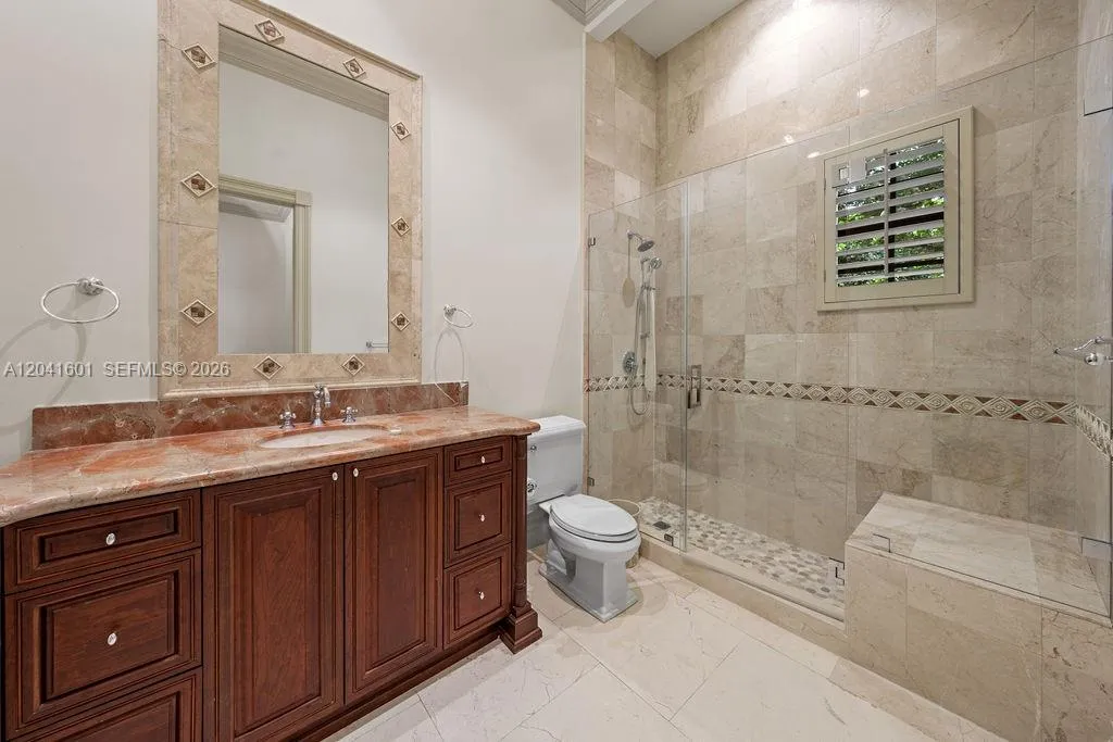 Property photo 94