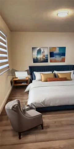 PRIMARY BEDROOM VIRTUALLY STYLED