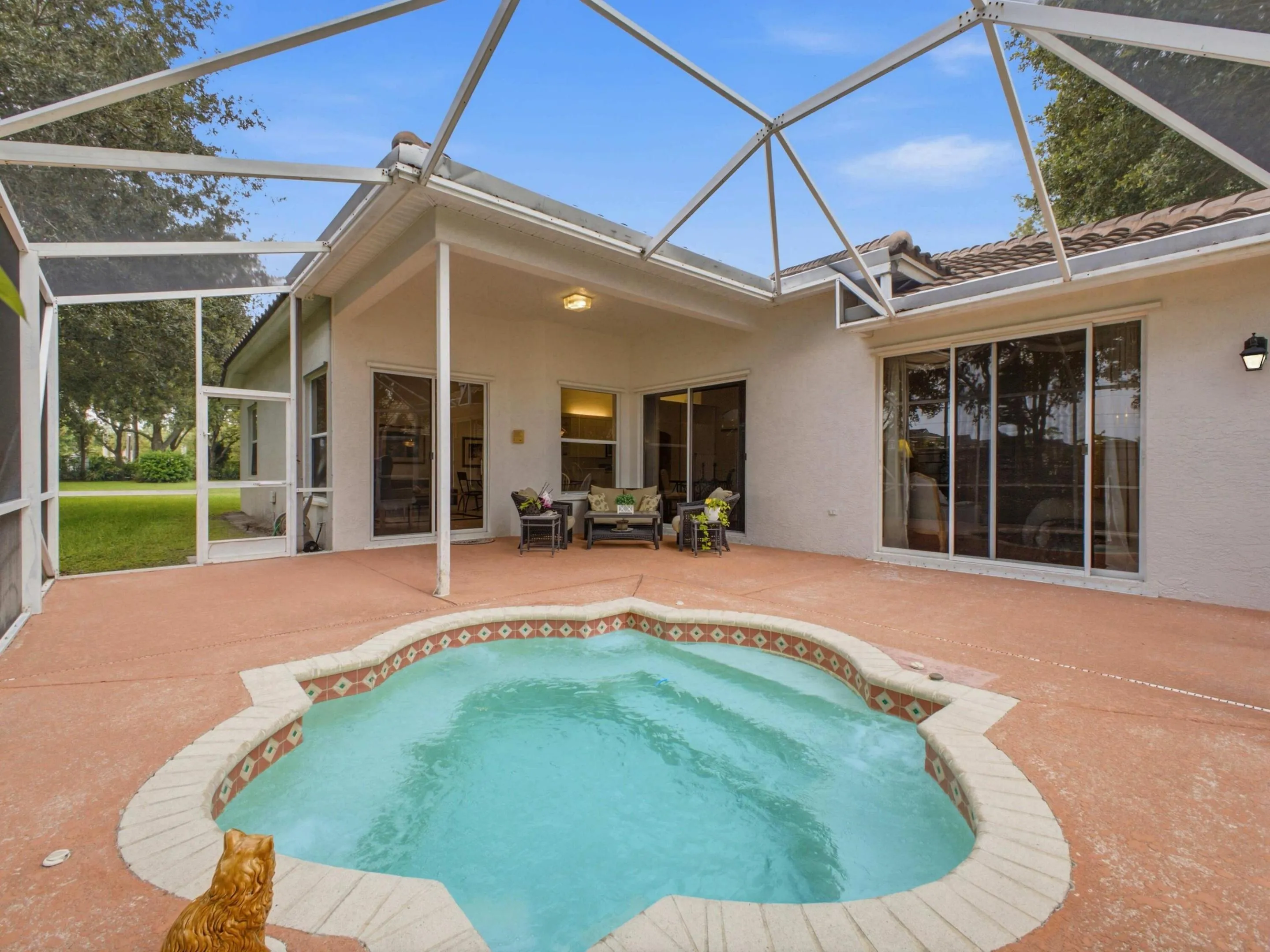 SPA Covered Patio