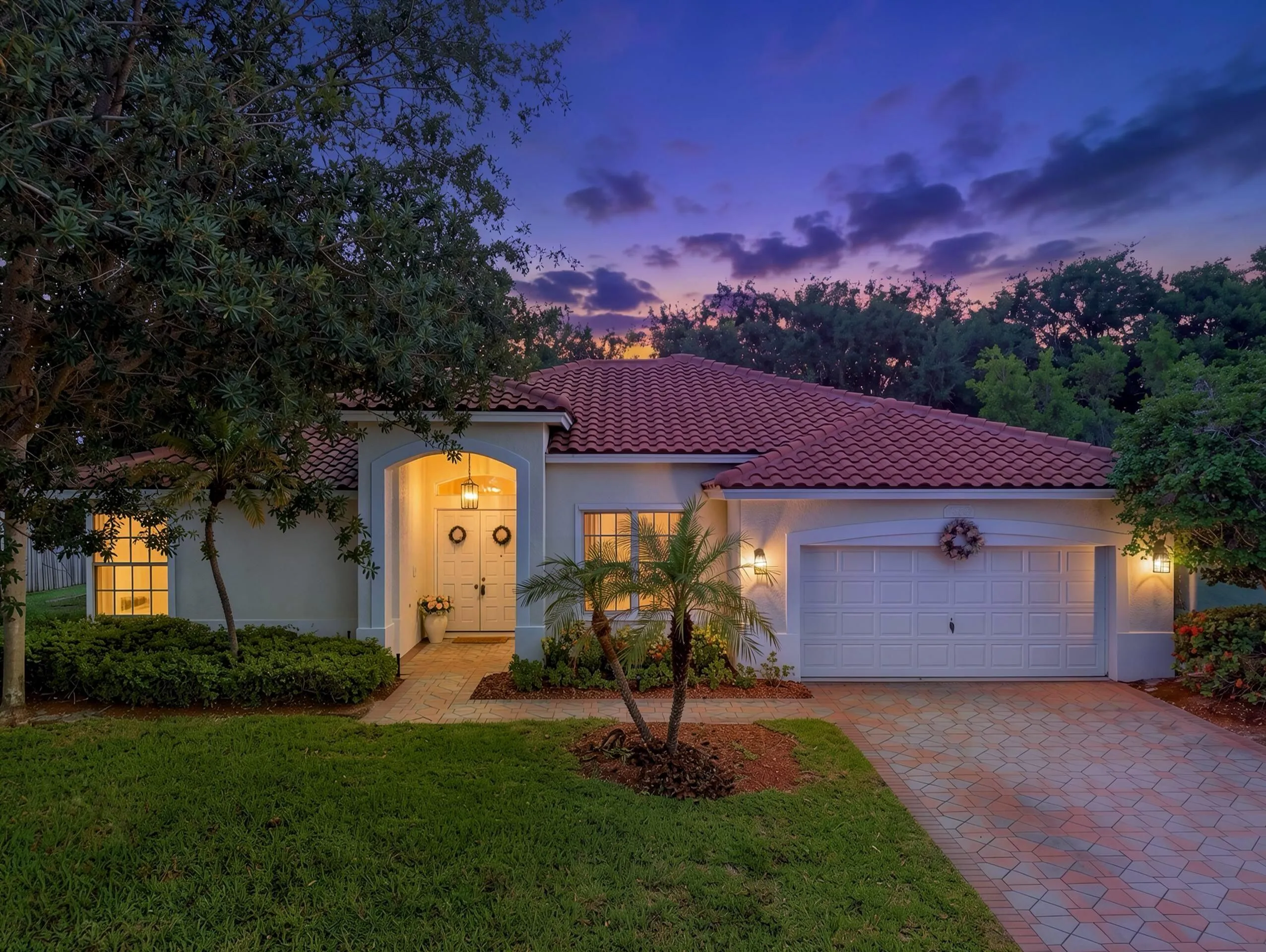 “This image has been Ai Edited to illustrate the property's Dusk or Twilight View”