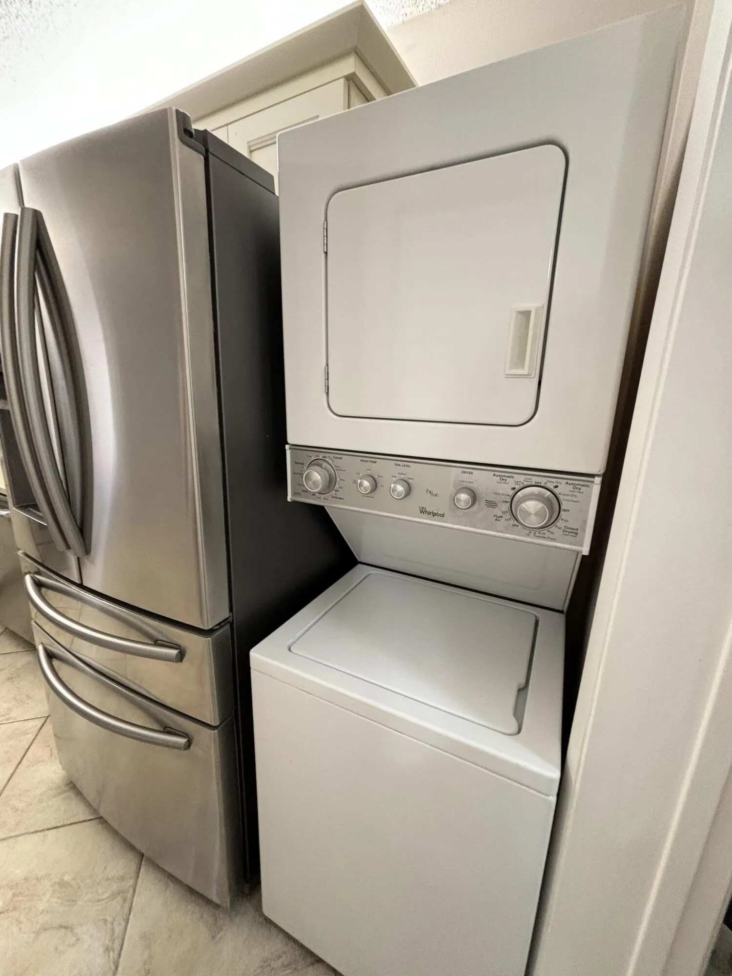 Stackable washer & dryer