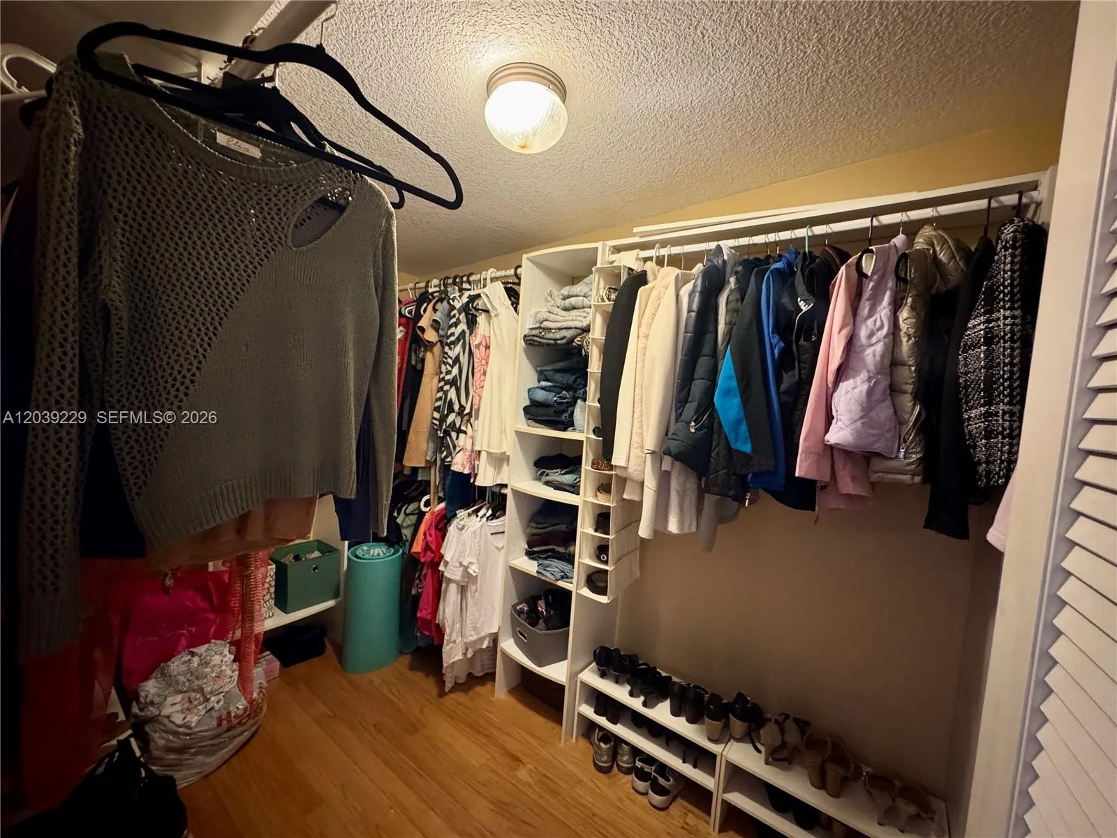 Photo 47