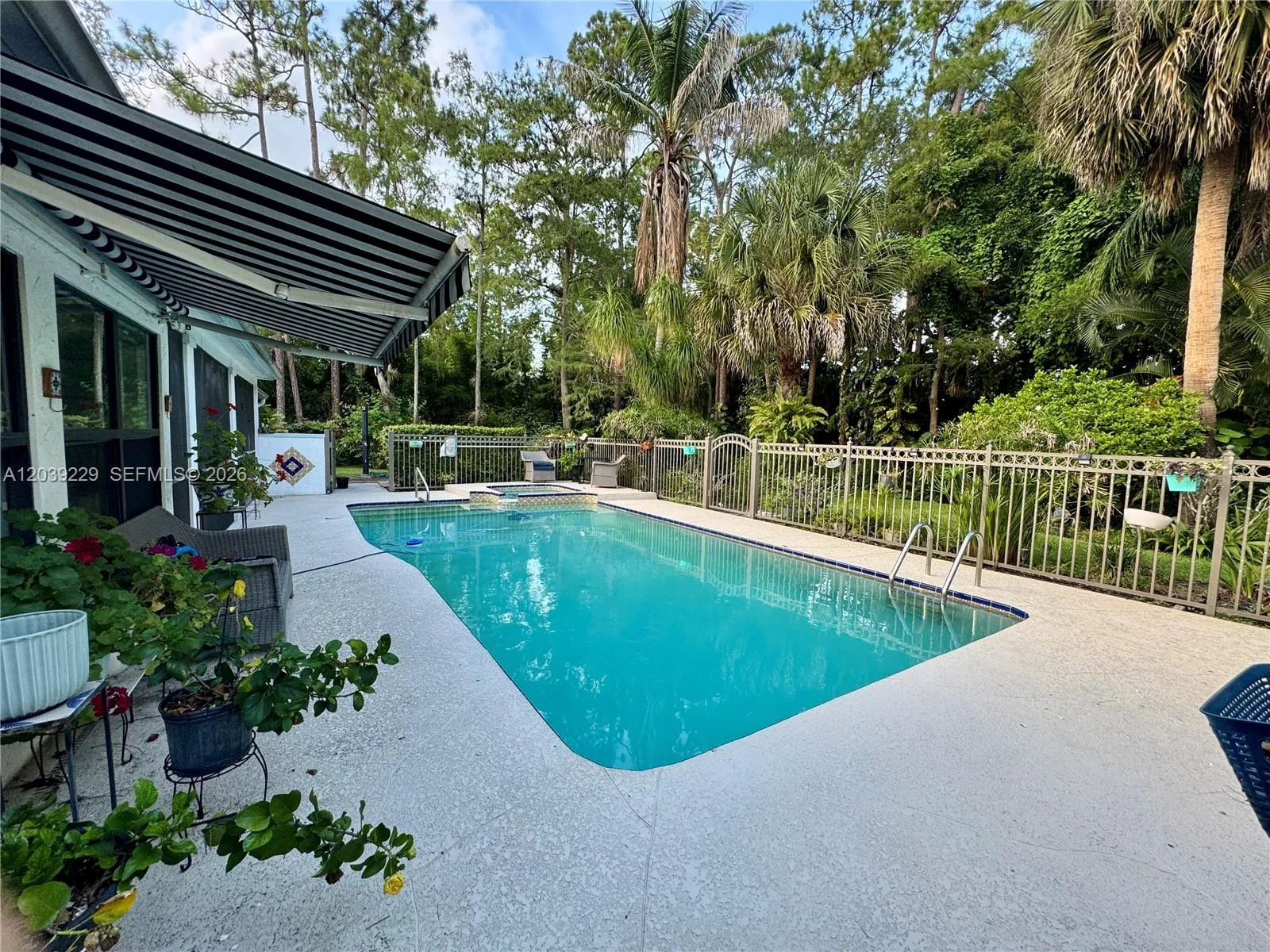 Property photo 11