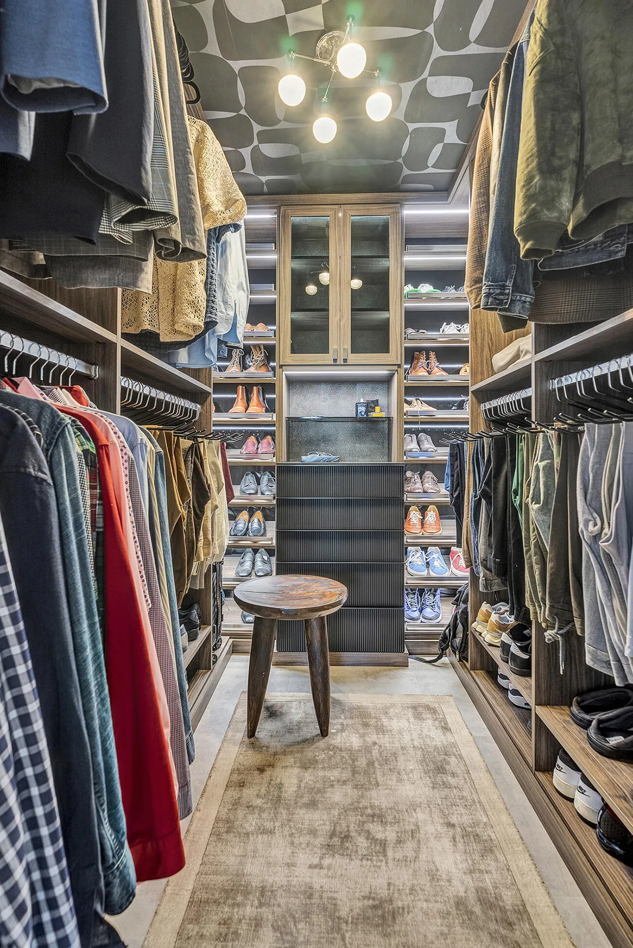 Closet 1