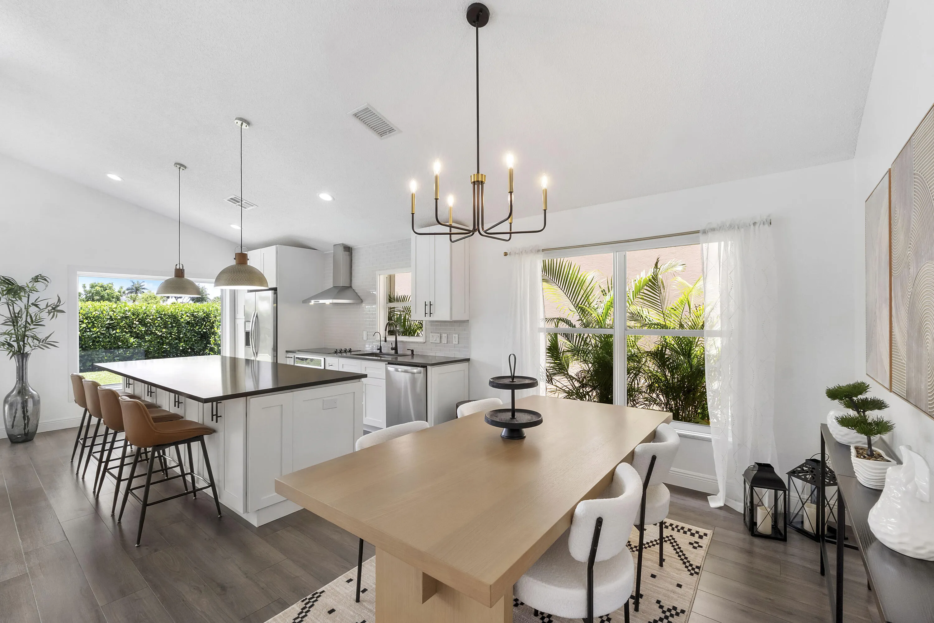 7629 Doubleton Dr_032