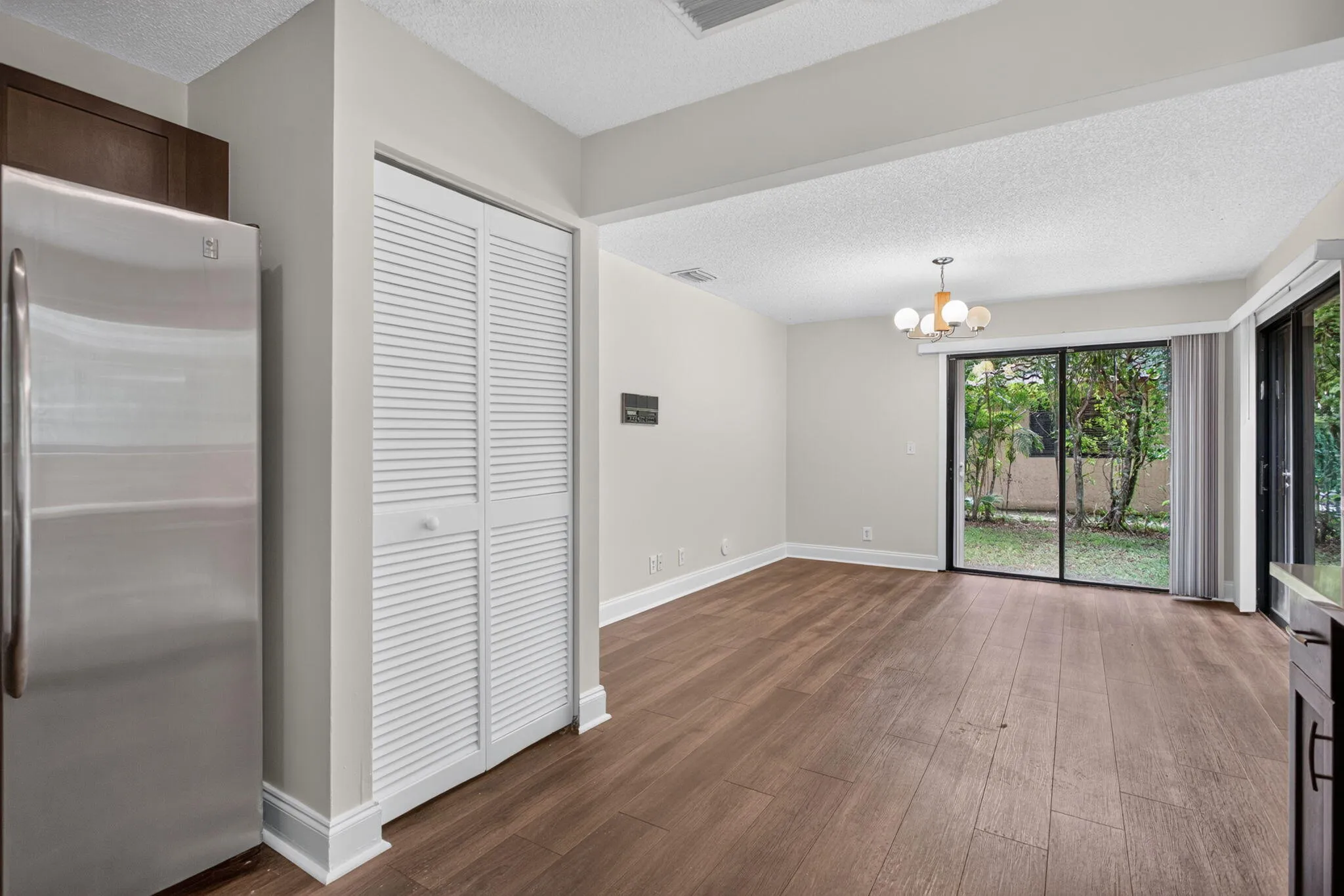 26-web-or-mls-587-0201
