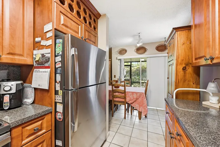 12_kitchen