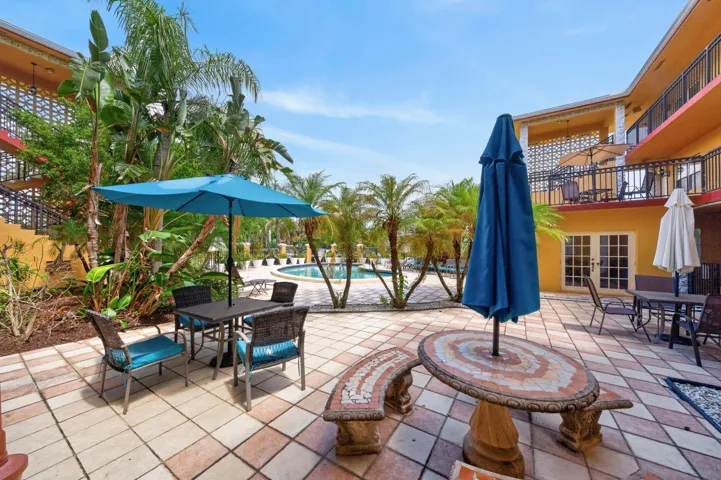 003-002-Patio-4000x2663