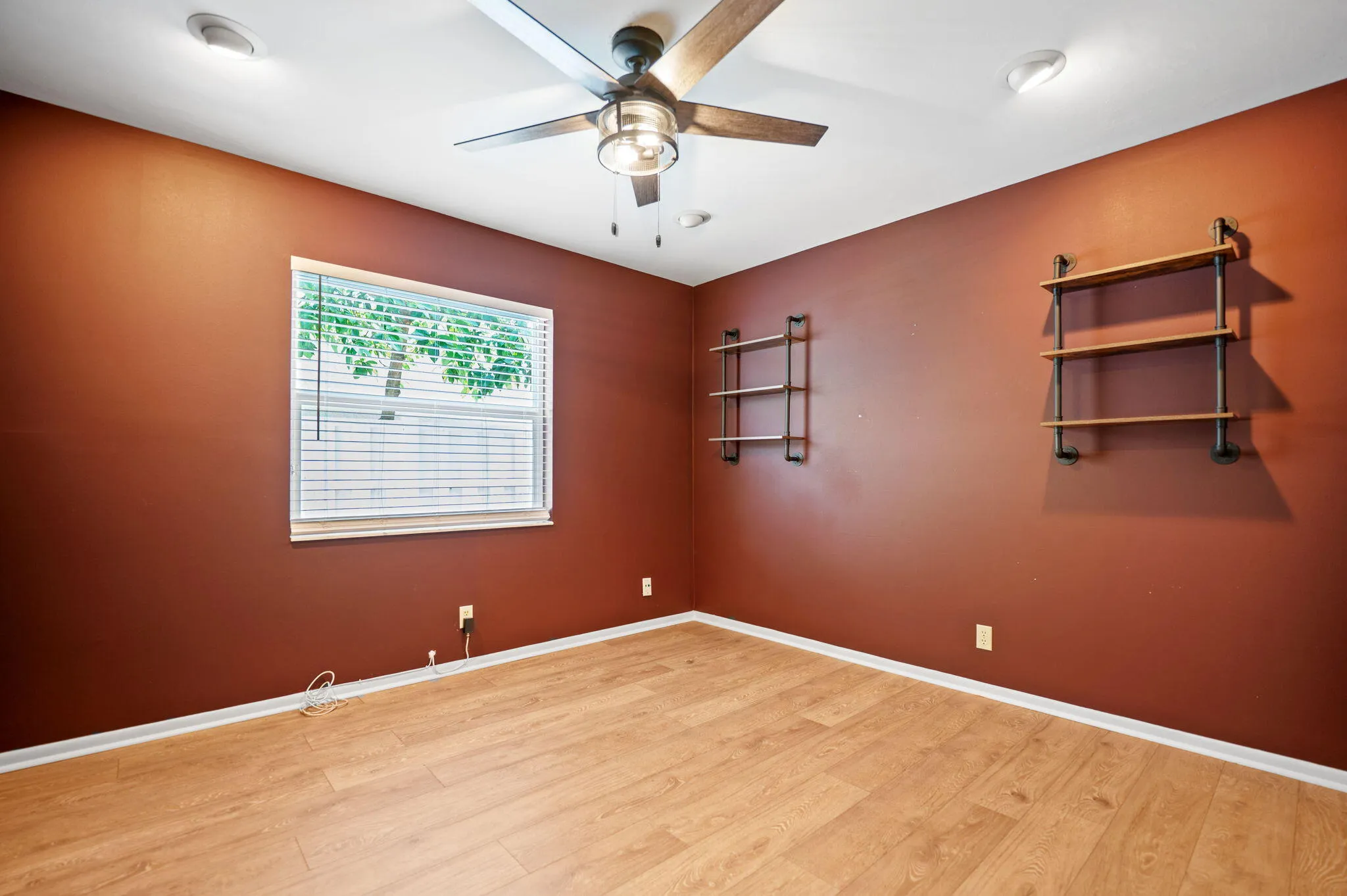 21-web-or-mls-10801-nw-7th-st
