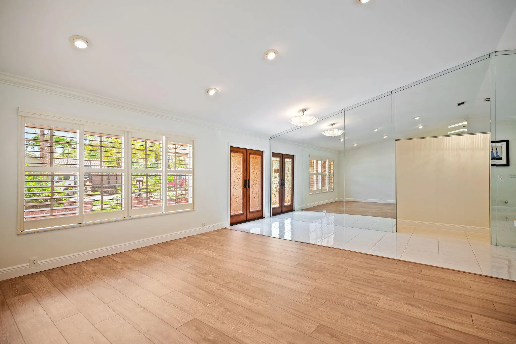 5-web-or-mls-10801-nw-7th-st