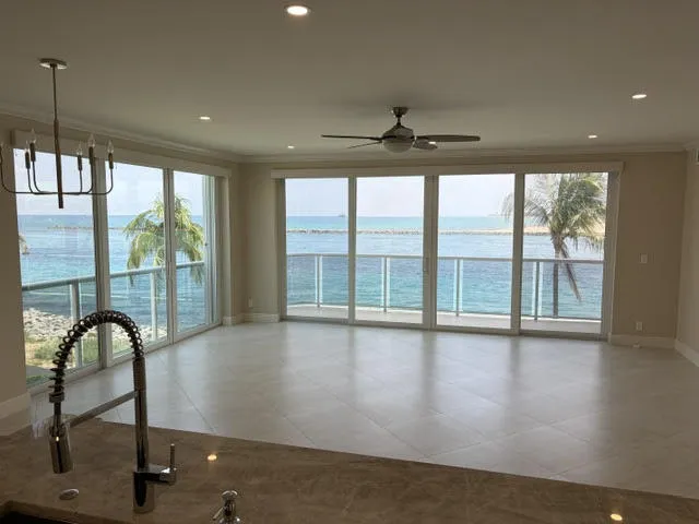 140 Inlet kitchen view SE