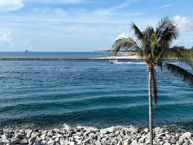140 Inlet balcomy view S