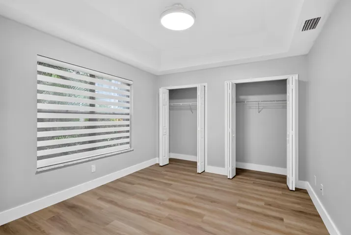 2ND BEDROOM CUSTOM BLINDS / CLOSETS