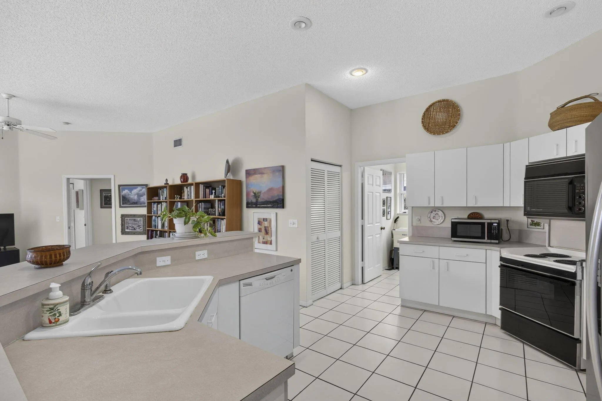 28-web-or-mls-BS1A5383