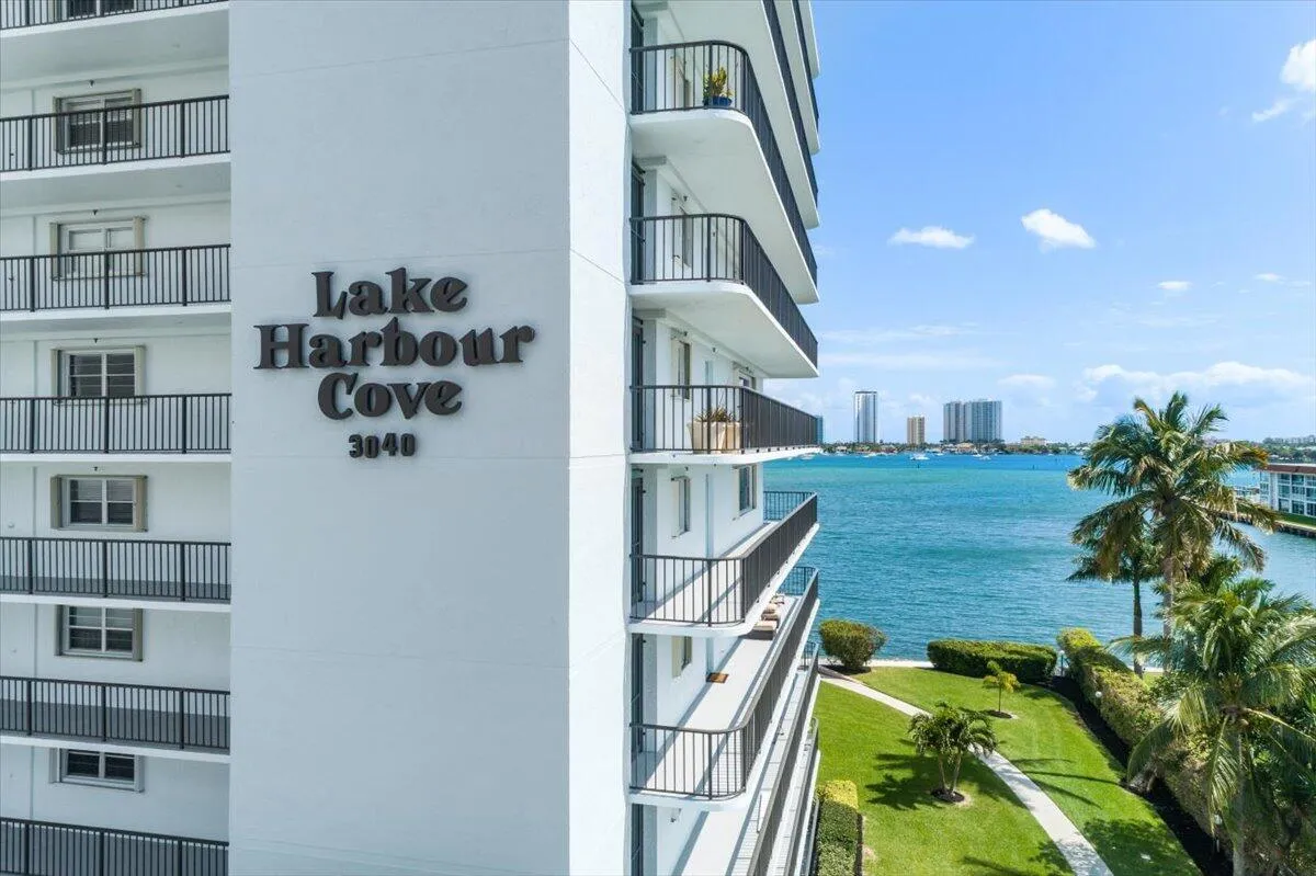 39-Lake Harbour Cove (1)