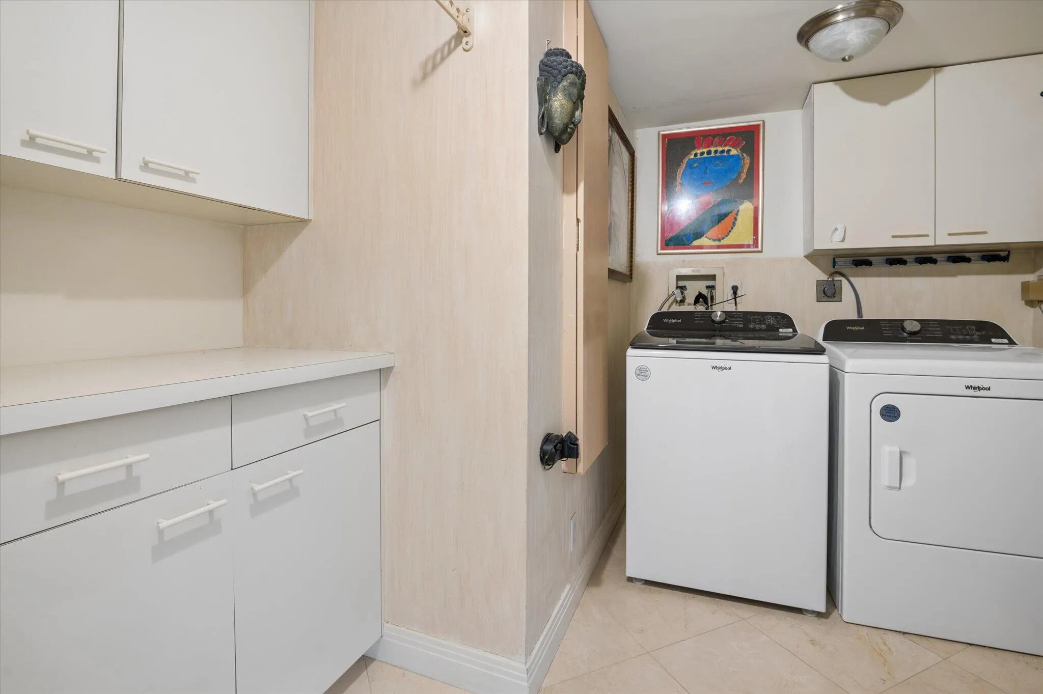 Lots of Cabinets