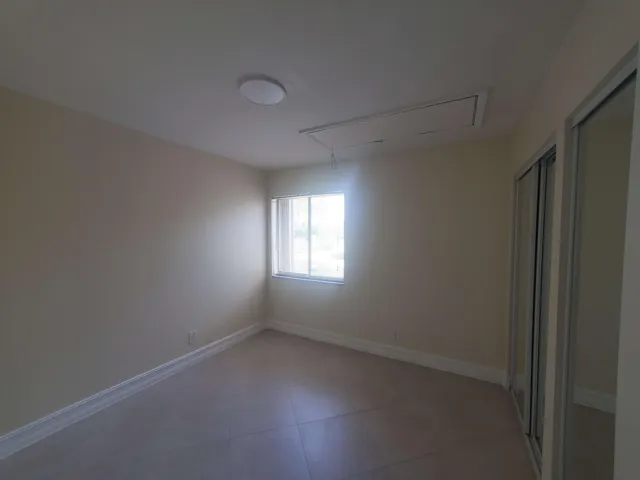 11_77916598_8_1782340503