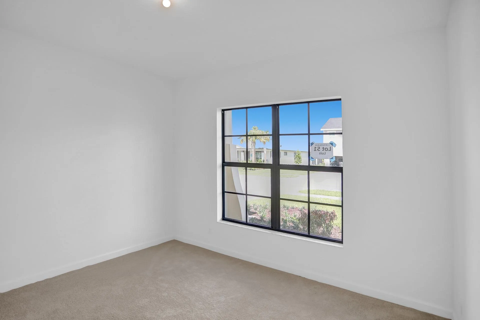 Second Room in Suite