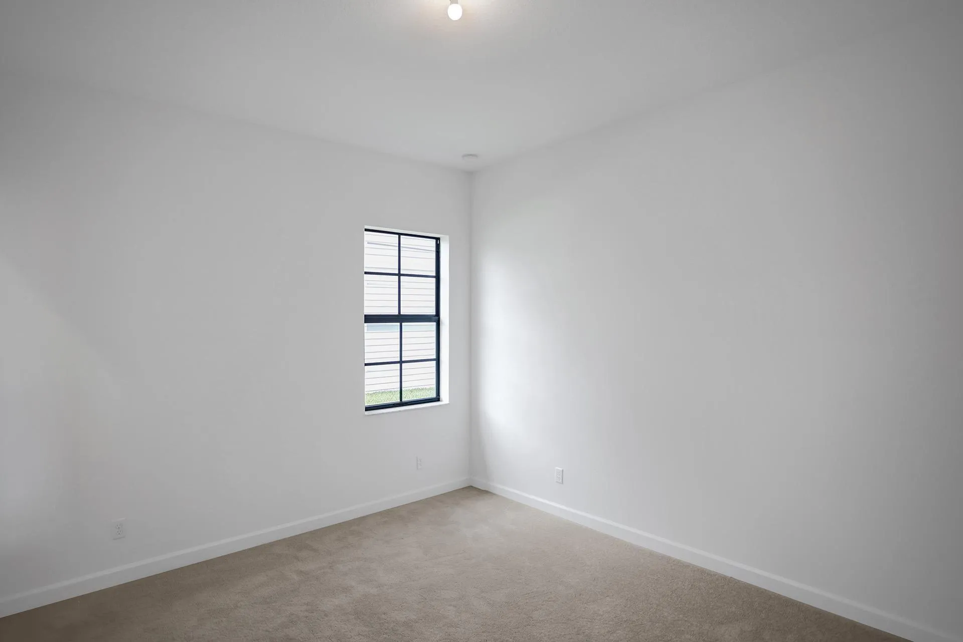 Second Room in Suite