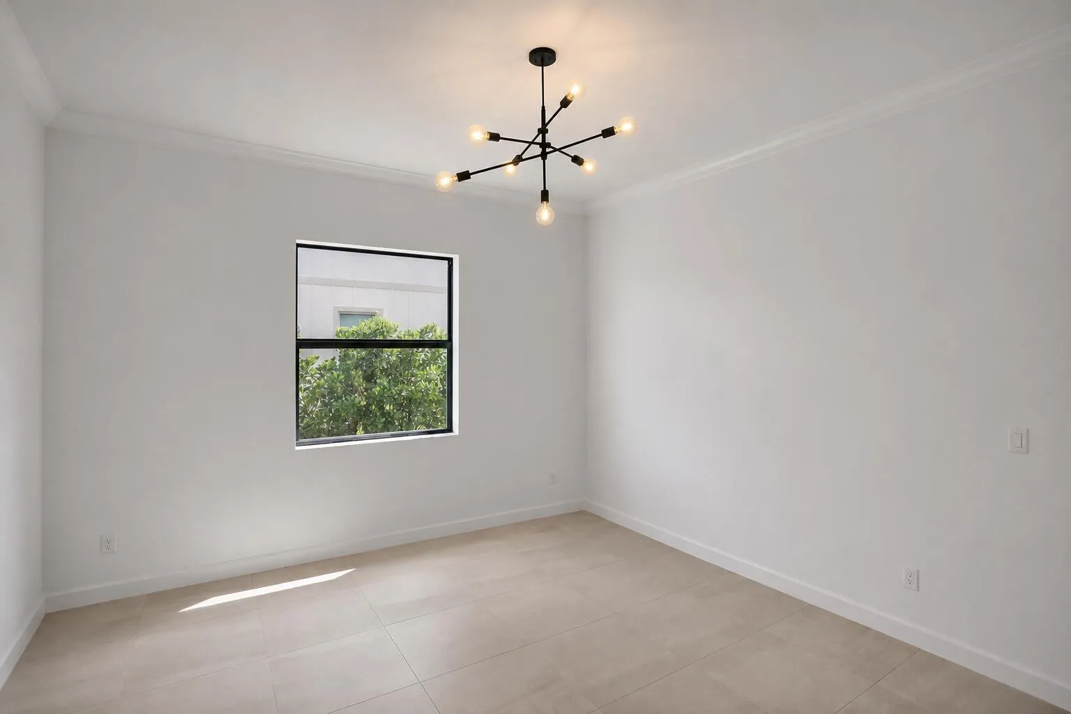 Den \ Bonus Room \ Playroom \ Office