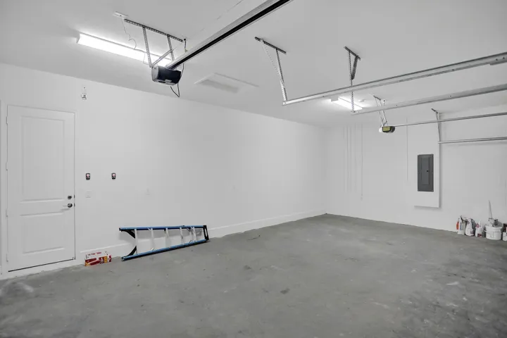 3 car Garage
