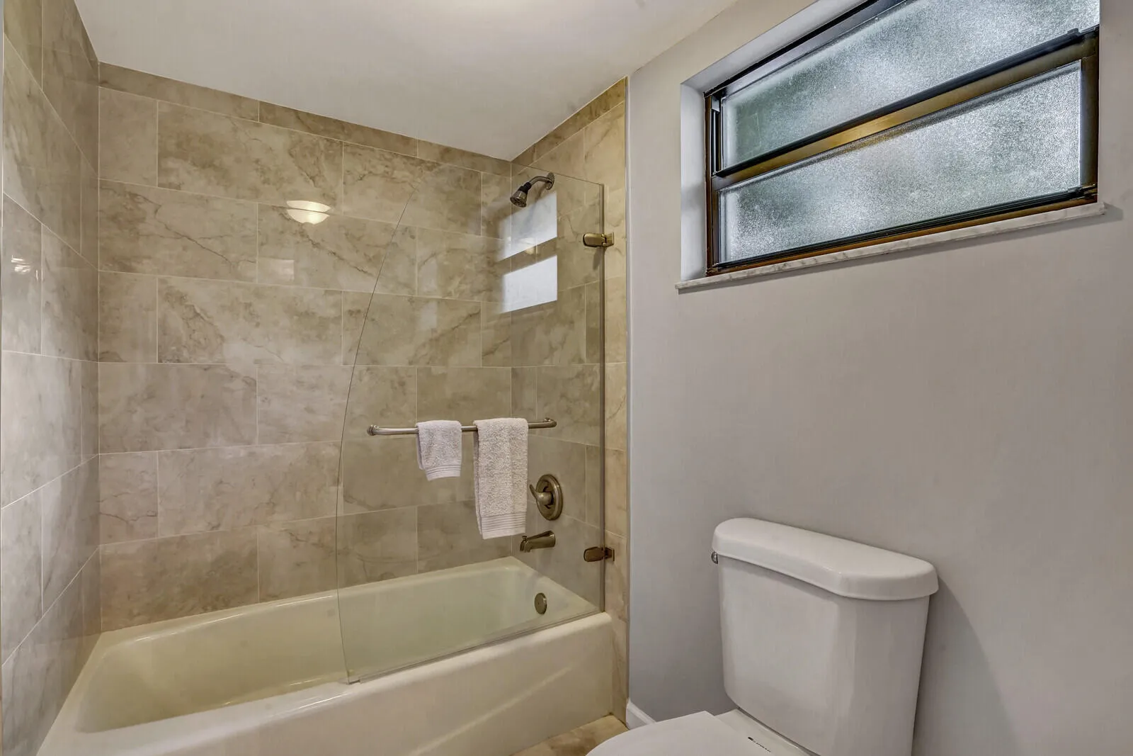 Bathroom2