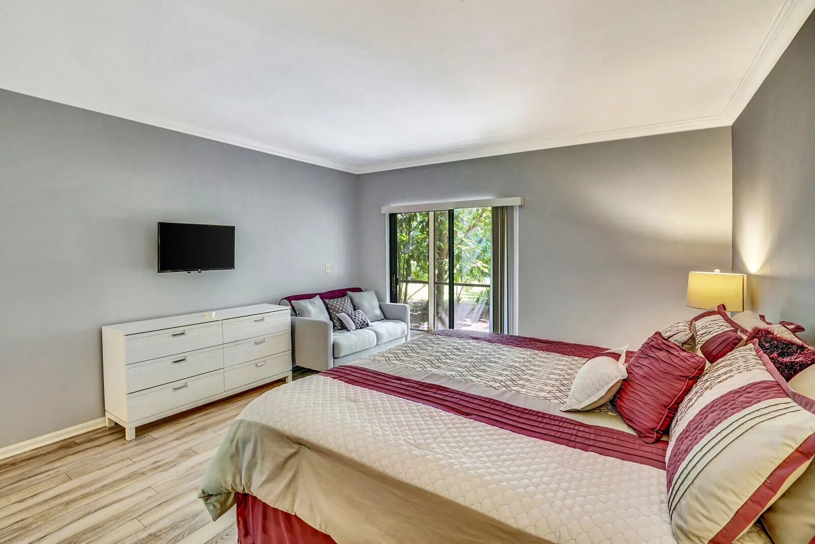 Bedroom2