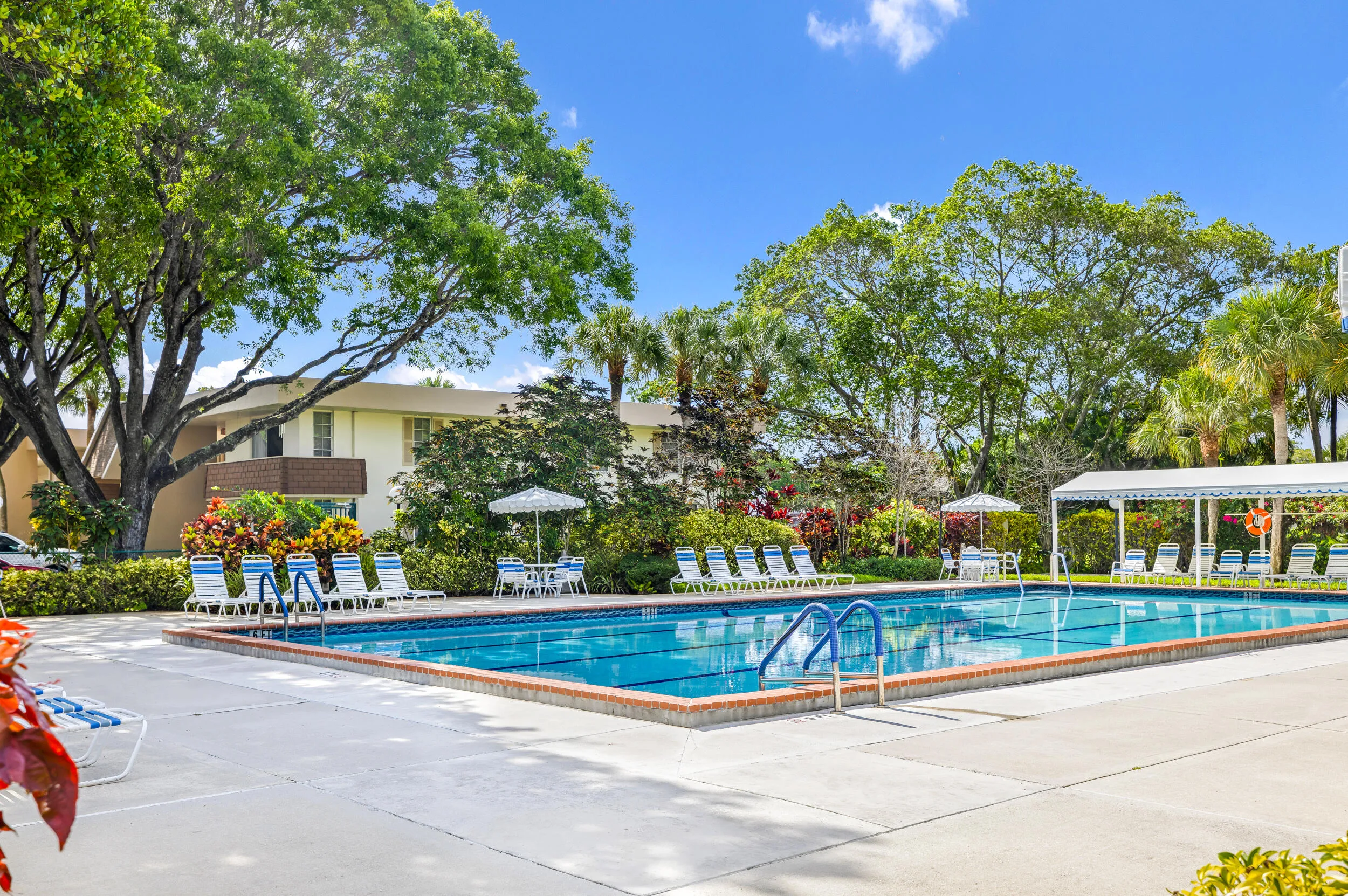 3621 Oaks Clubhouse Dr-Pompano Beach, Ma