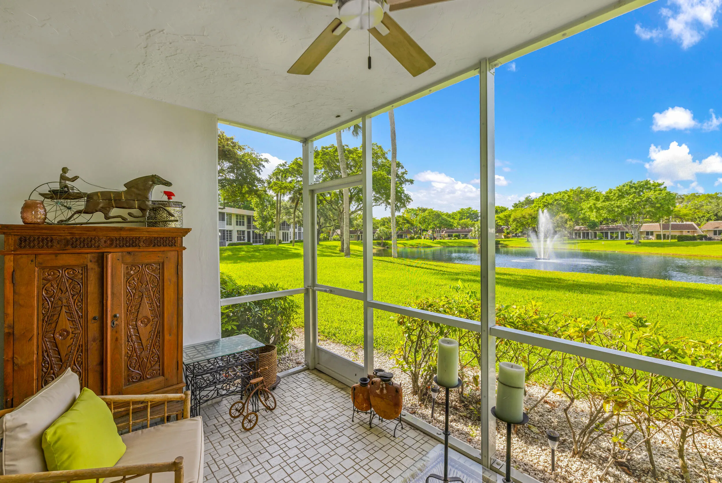 3621 Oaks Clubhouse Dr-Pompano Beach, Ma