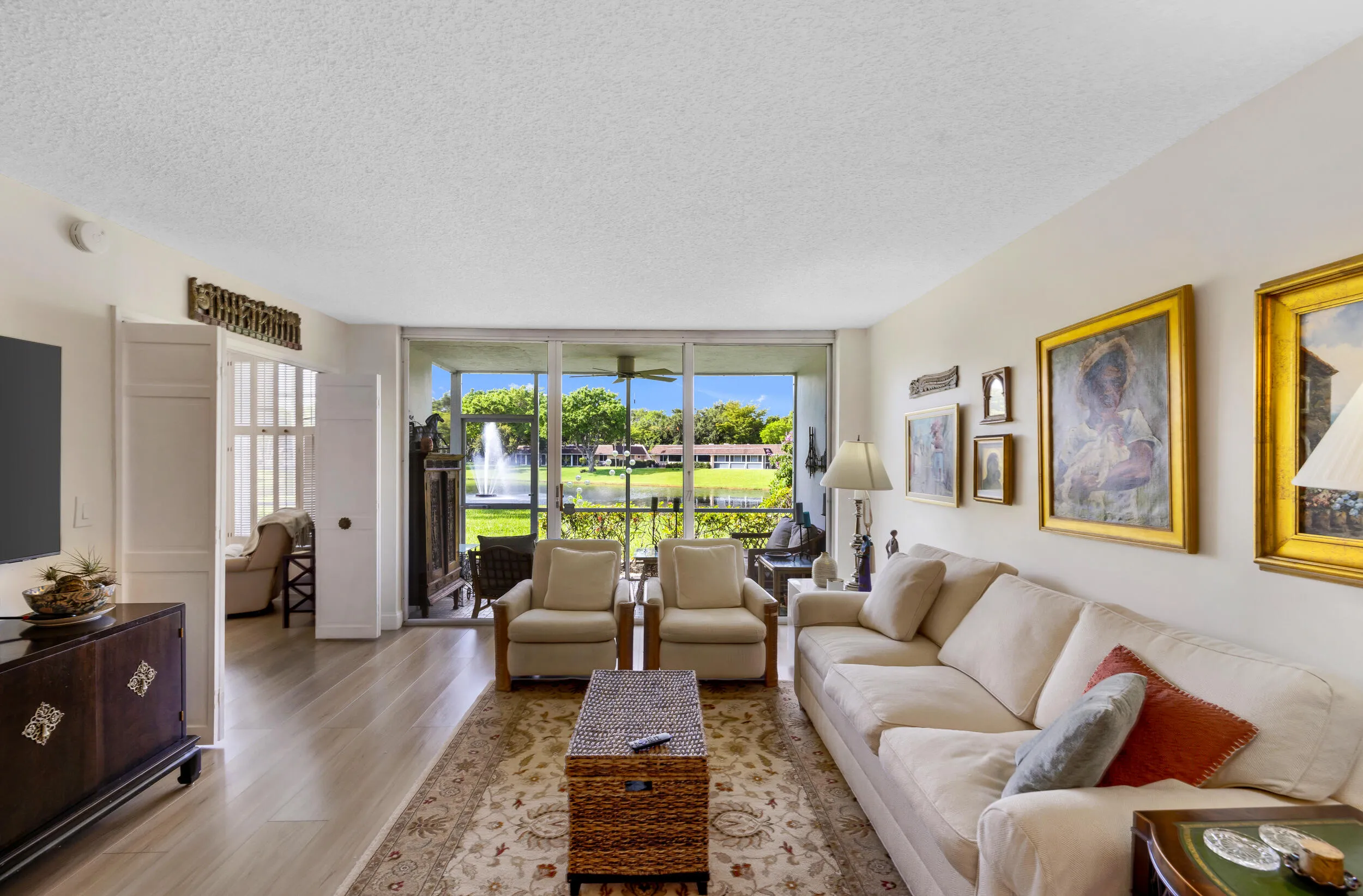 3621 Oaks Clubhouse Dr-Pompano Beach, Ma