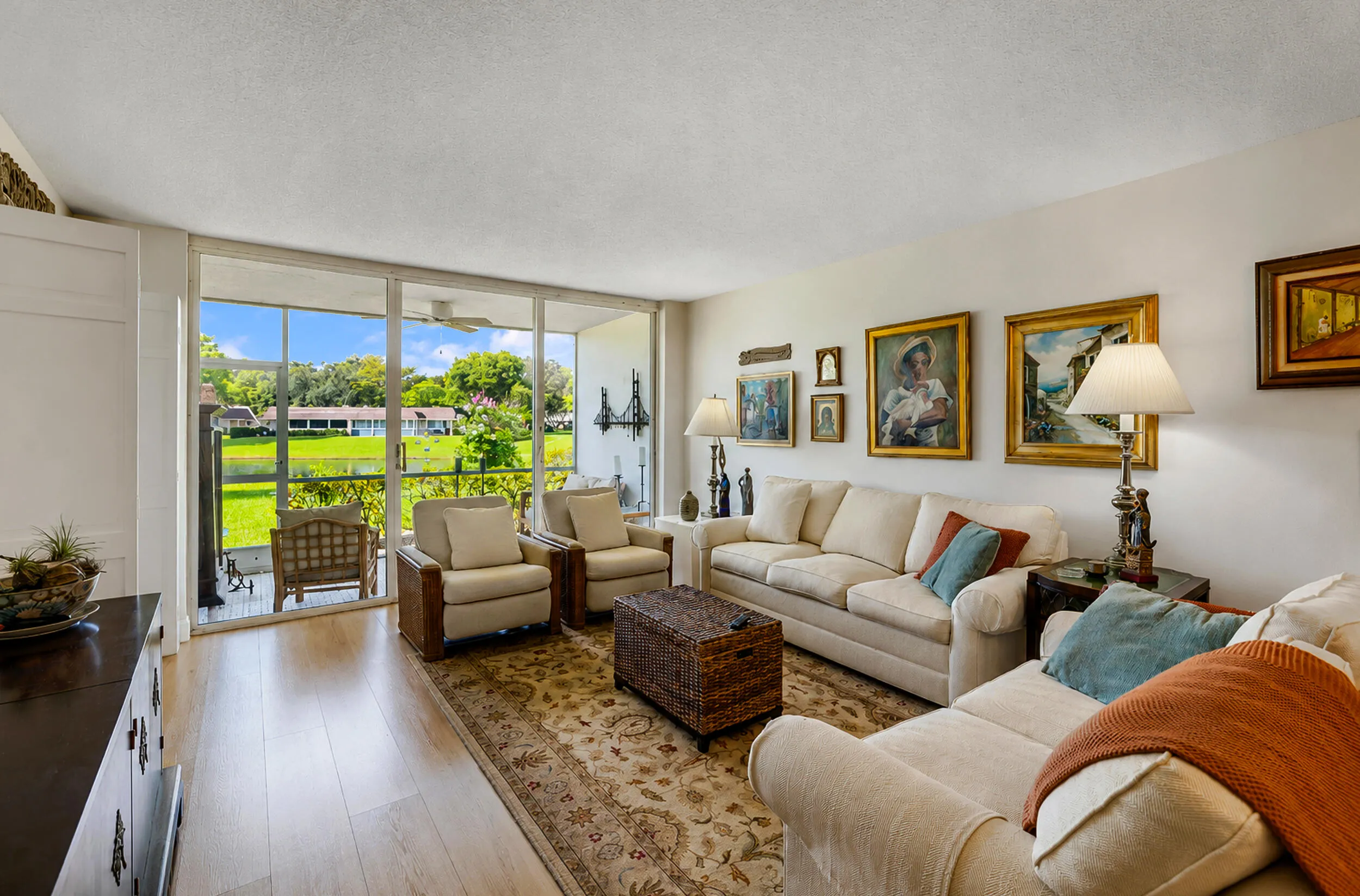 3621 Oaks Clubhouse Dr-Pompano Beach, Ma