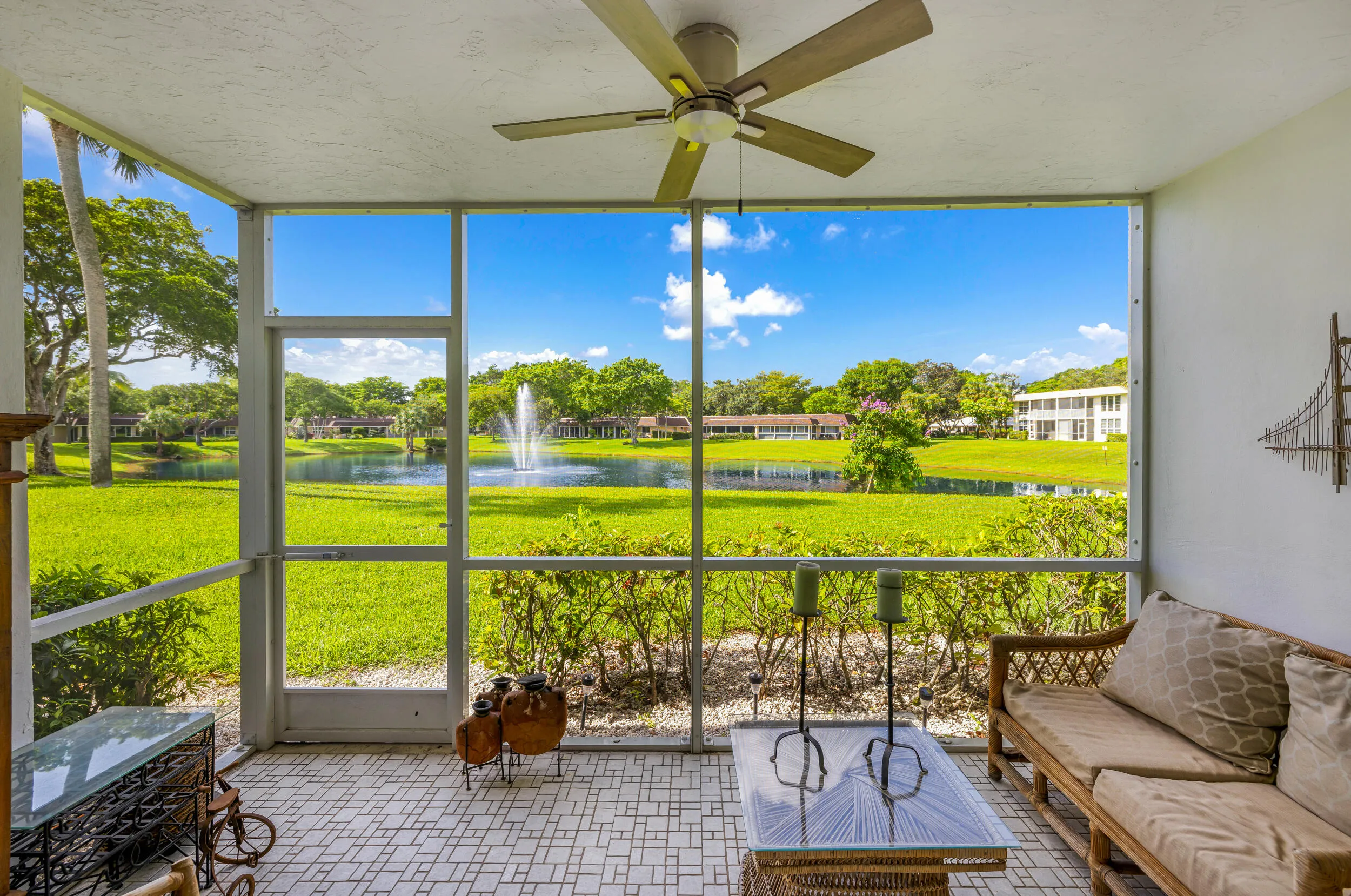 3621 Oaks Clubhouse Dr-Pompano Beach, Ma