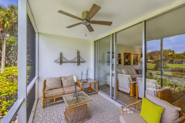 3621 Oaks Clubhouse Dr-Pompano Beach, Ma