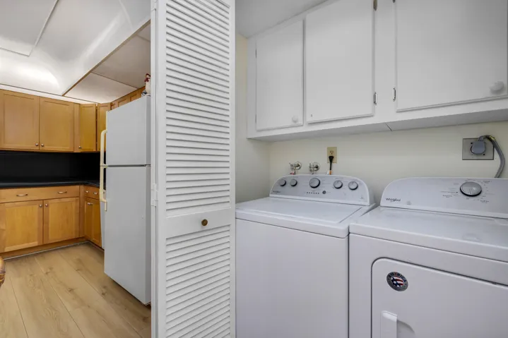3621 Oaks Clubhouse Dr-Pompano Beach, Ma