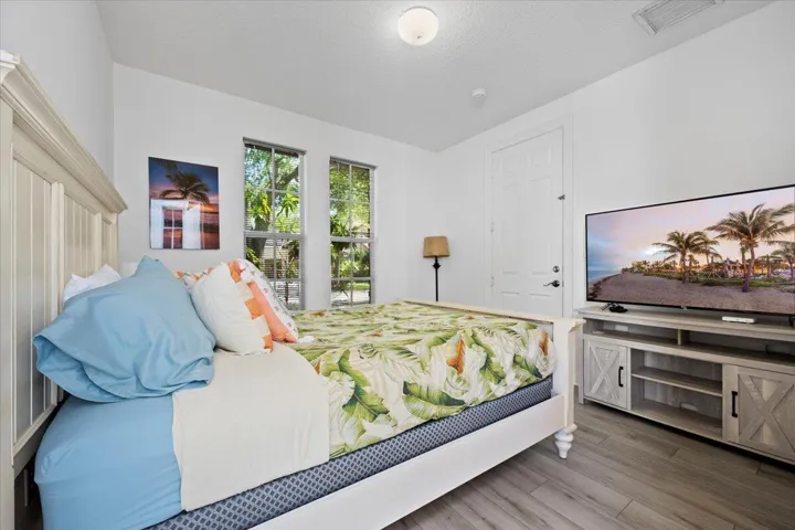 Guest Suite (5th Bedroom)
