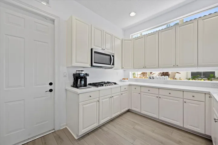 Open Modern Kitchen
