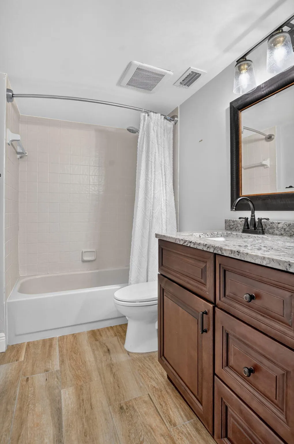 2nd bathroom