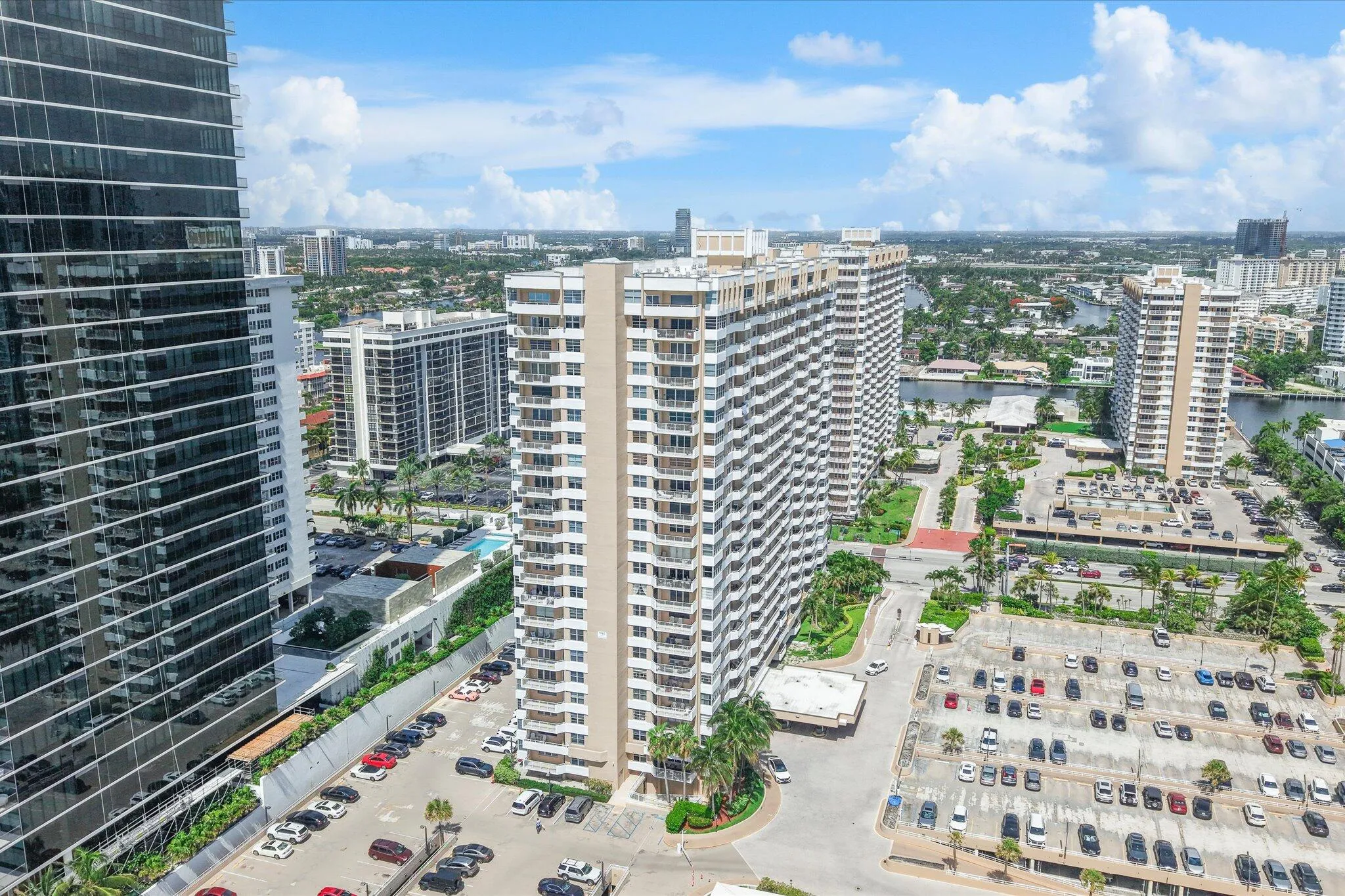 41-1980 S Ocean Dr APT 19A_044