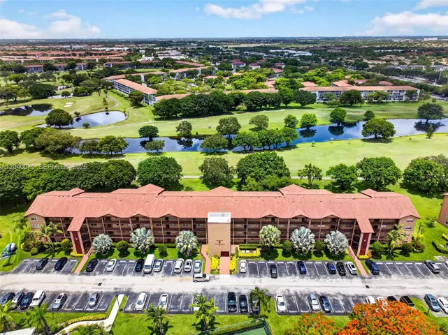 Golf and Water Views!