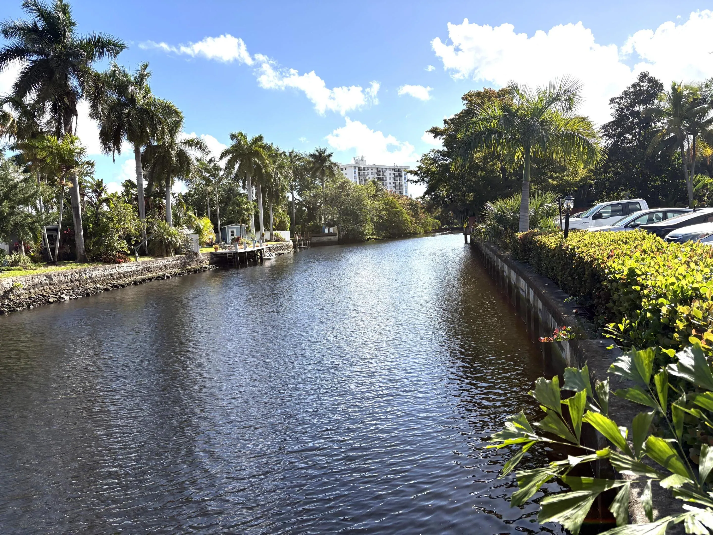 Middle River looking south
