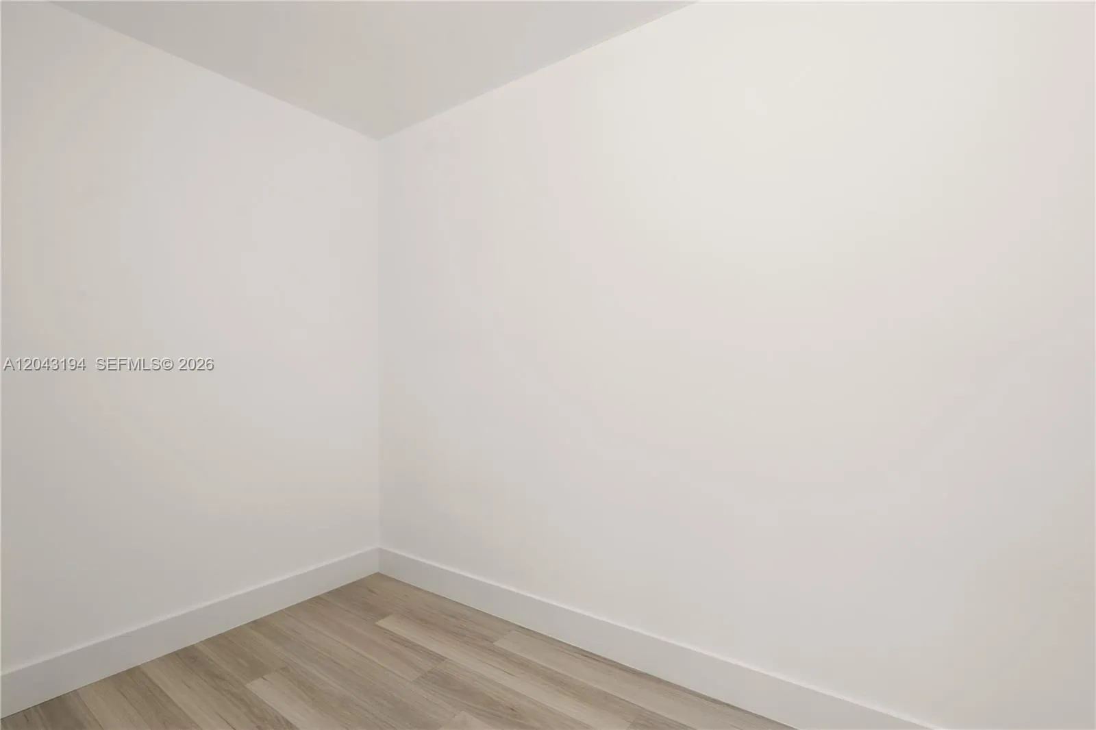 Walking Closet