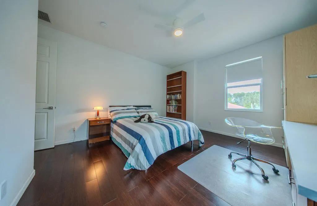 163 Bella Vista Bedroom 2