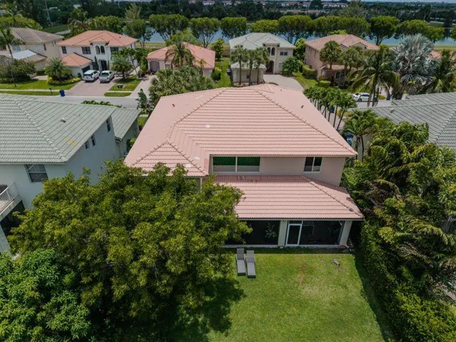 163 Bella Vista Exterior Pic 4