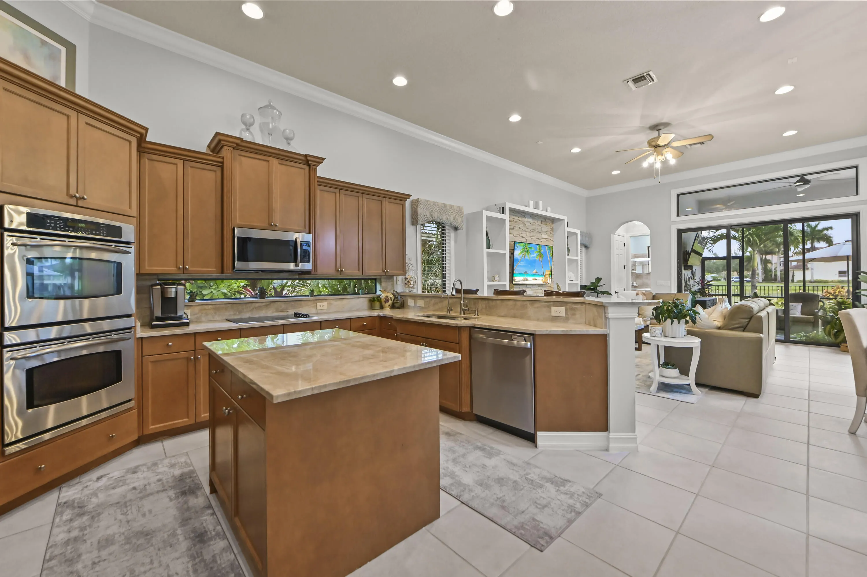 20 Kitchen 01