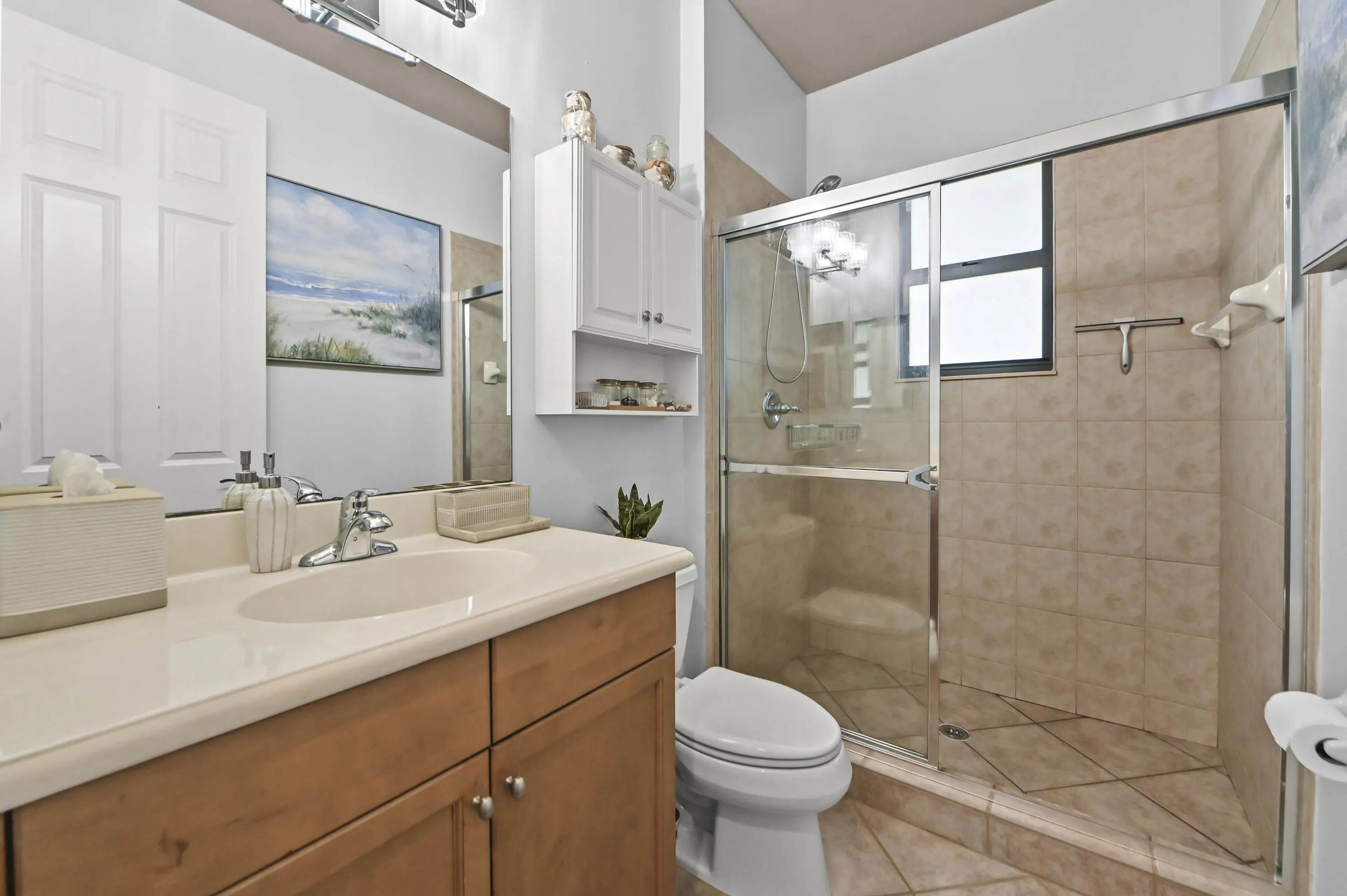47 Bathroom 01