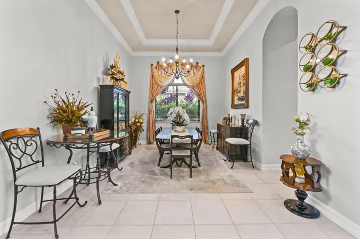 14 Dining room 02