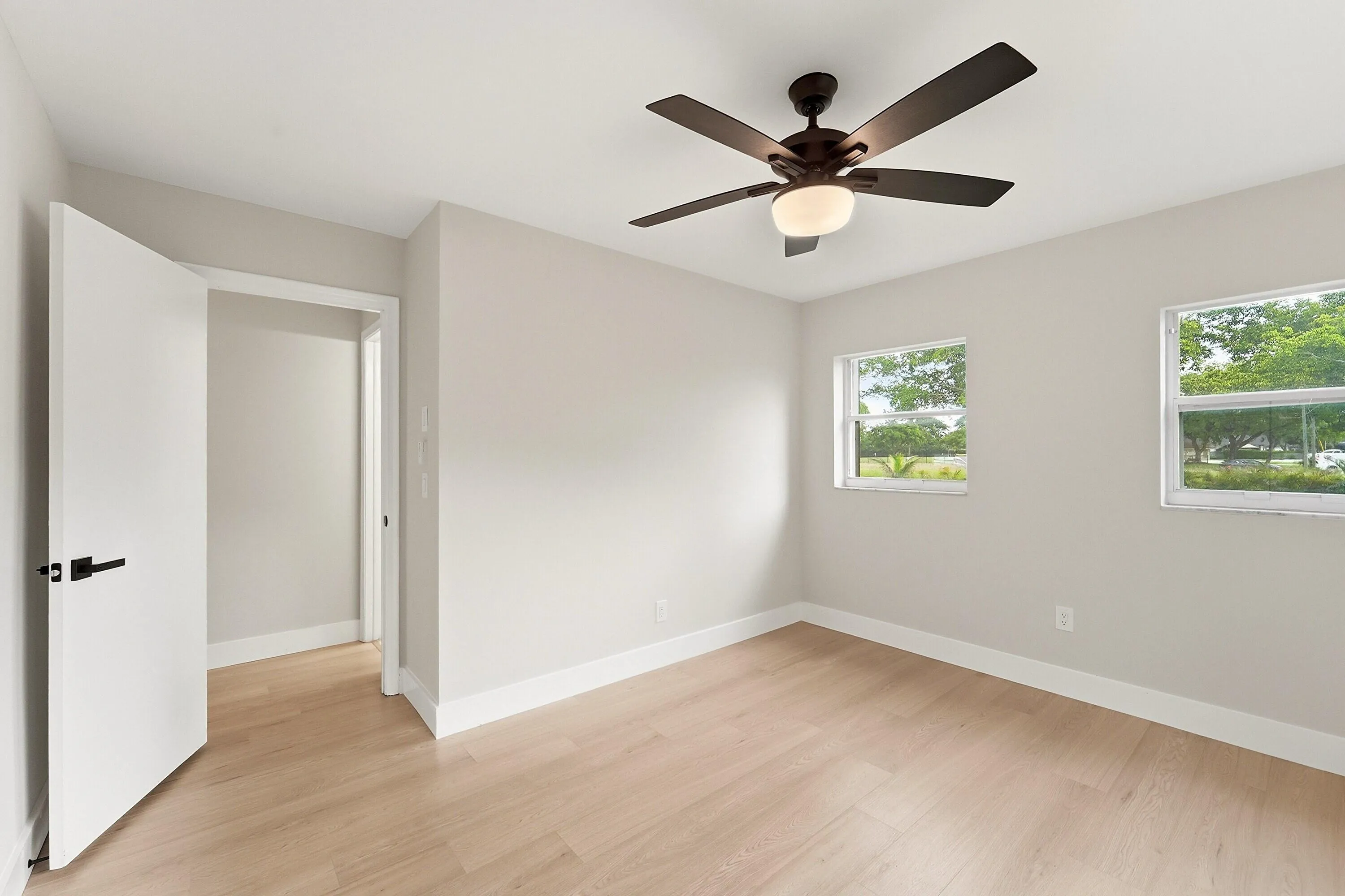 18_bedroom