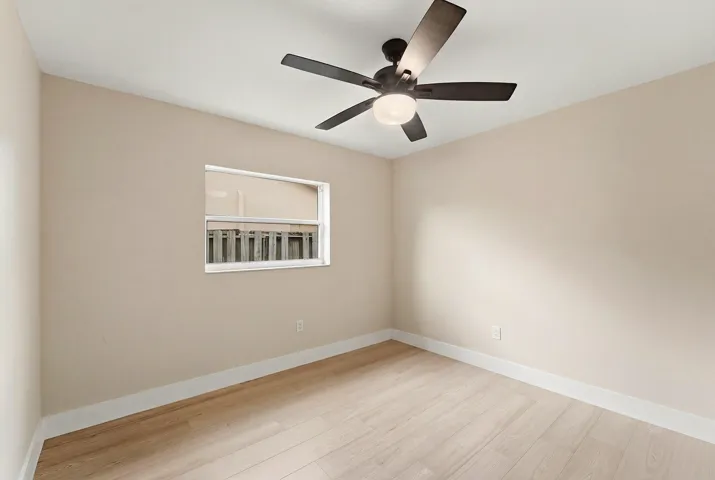 20_bedroom 2
