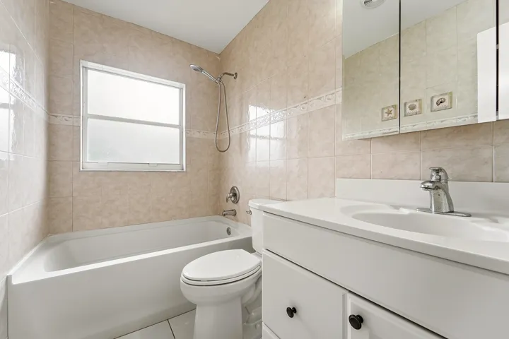 26_bathroom