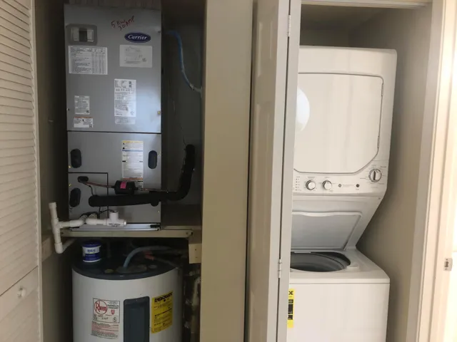 HWH Washer Dryer